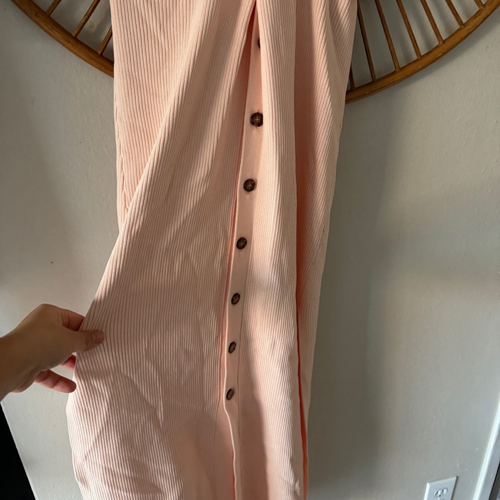 Significant Other Delta Knit Dress in Apricot size 6 - Picture 6 of 11